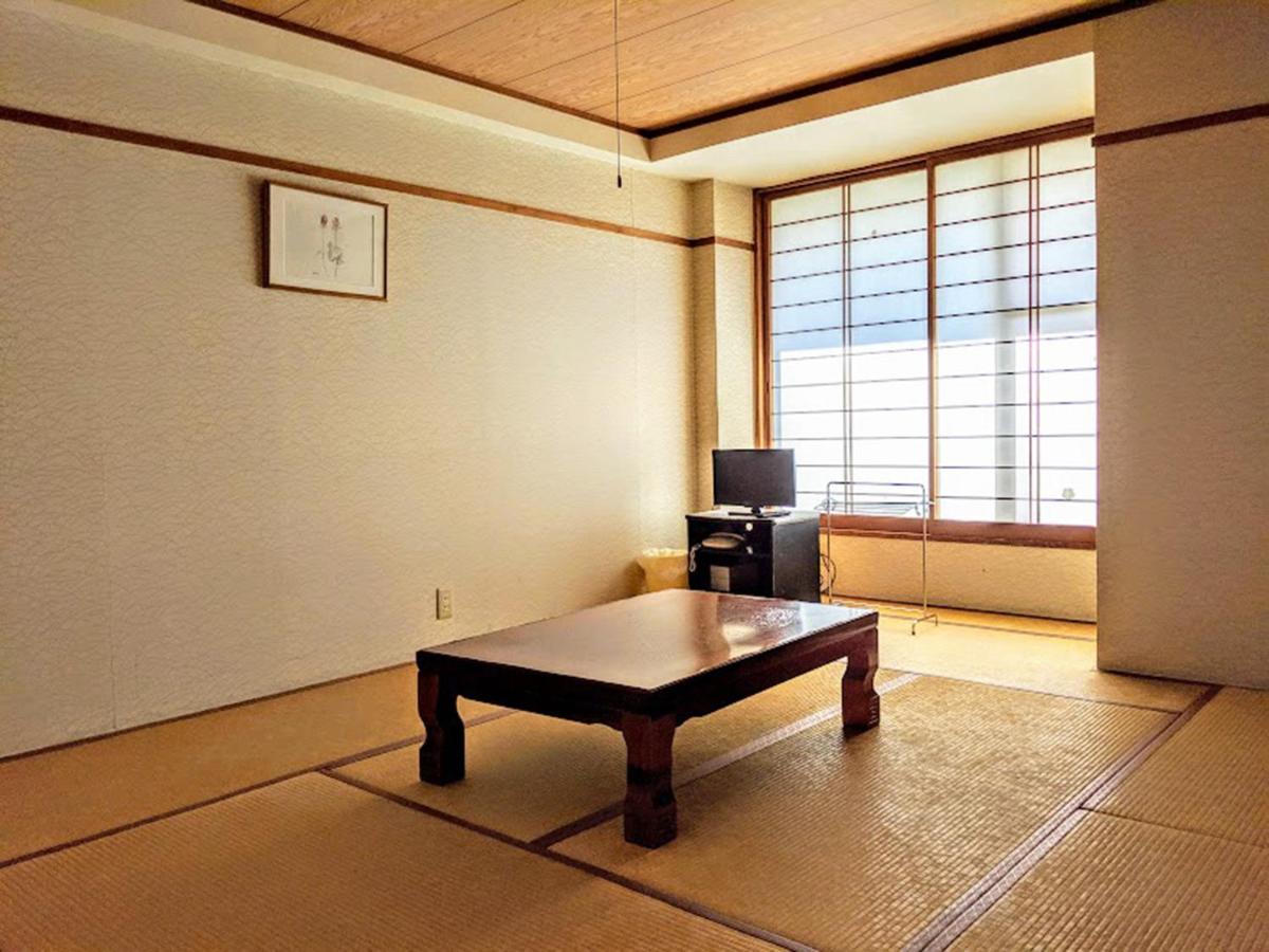 Hotel Madam Mirei Iiyama المظهر الخارجي الصورة